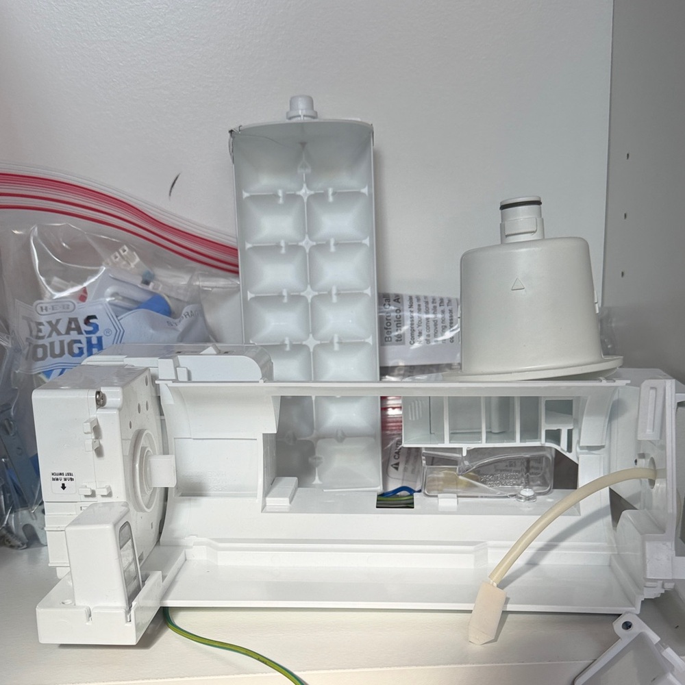 LG - White Ice Maker Machine Component - Refrigerator Parts - Appliance Fridge
